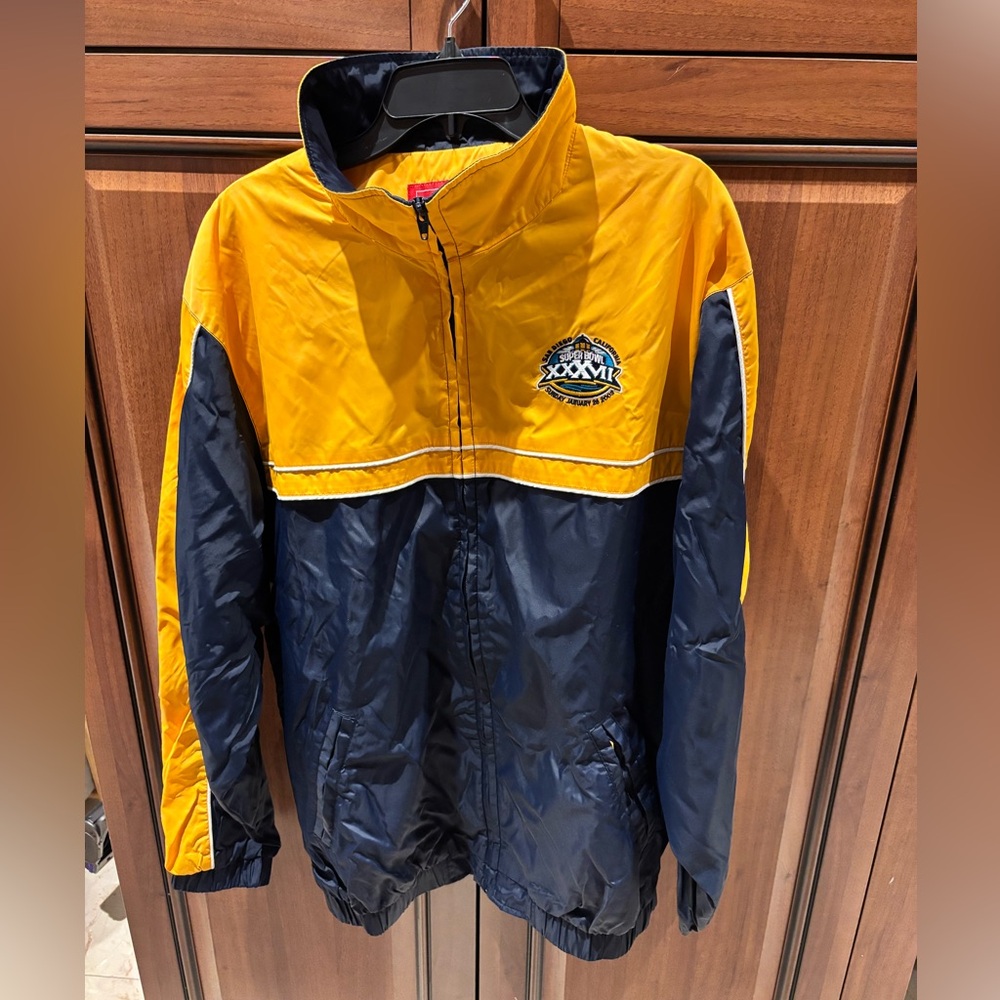 Super Bowl 37 UNISEX Zip-Up Jacket 
sz LARGE